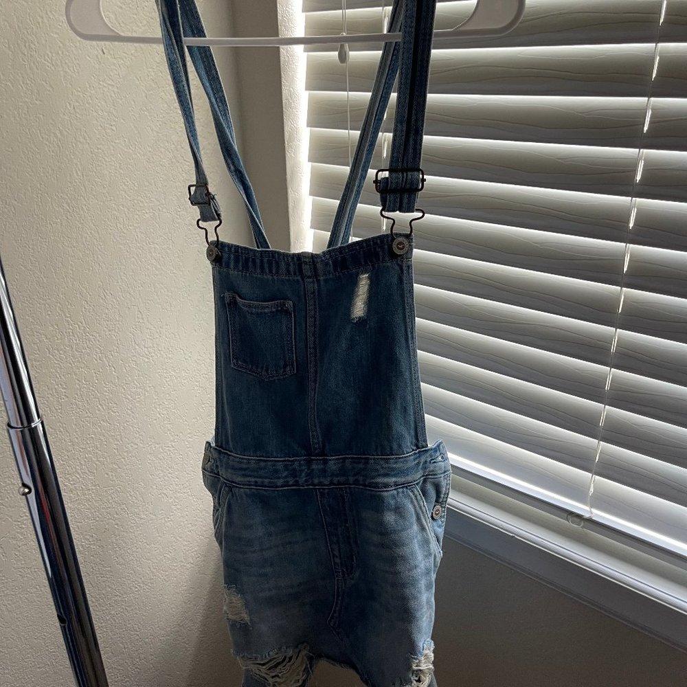 Hollister Overalls festival fashion